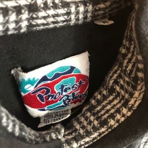 Protest Blues Medium Mens button shirt black white